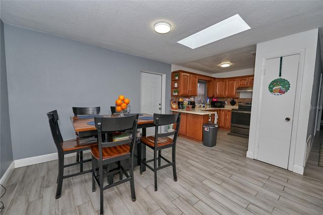 7520 LOIS MARIE COURT, Orlando, FL 32807