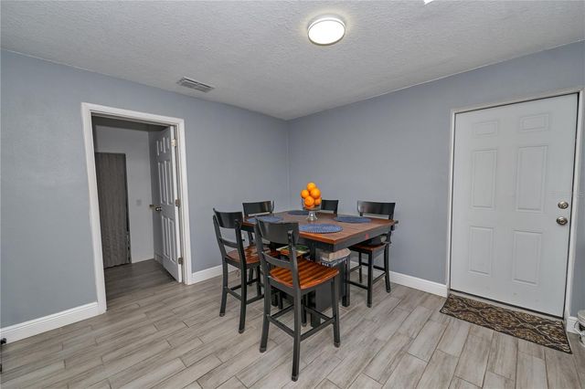 7520 LOIS MARIE COURT, Orlando, FL 32807