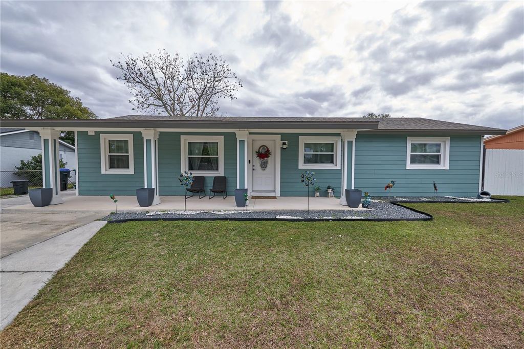 7520 LOIS MARIE COURT, Orlando, FL 32807