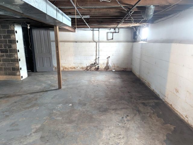 1675 Hudson Street, Muskegon, MI 49441