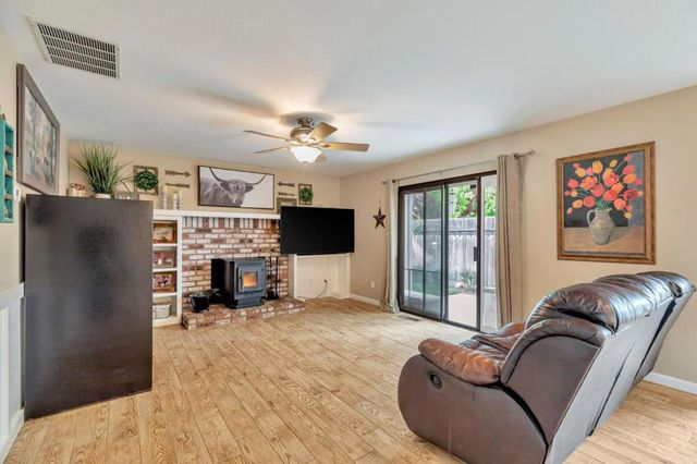 1951 Calistoga Drive, Hollister, CA 95023