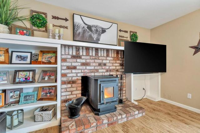 1951 Calistoga Drive, Hollister, CA 95023