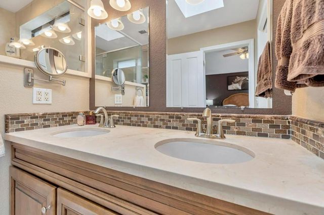 1951 Calistoga Drive, Hollister, CA 95023