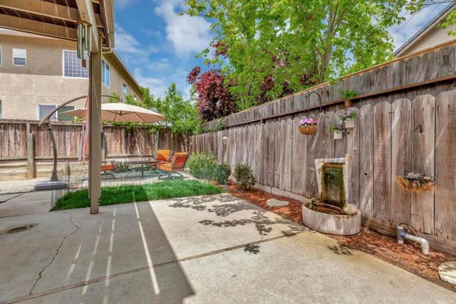 1951 Calistoga Drive, Hollister, CA 95023