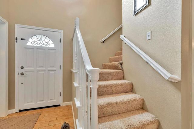 1951 Calistoga Drive, Hollister, CA 95023