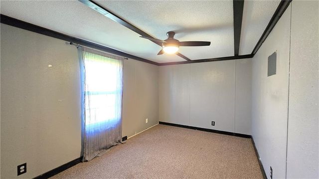 623 Commercial Street, Chillicothe, MO 64601