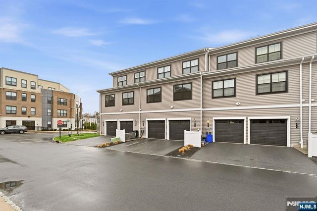 385 Main Street, Little Falls, NJ 07424
