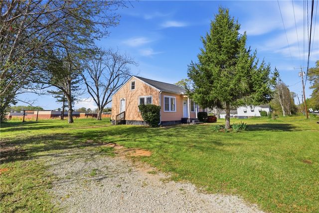 612 Crescent Drive, Anderson, SC 29624