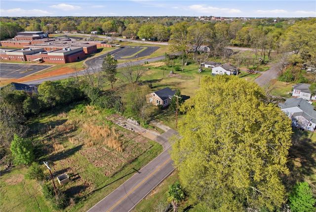 612 Crescent Drive, Anderson, SC 29624