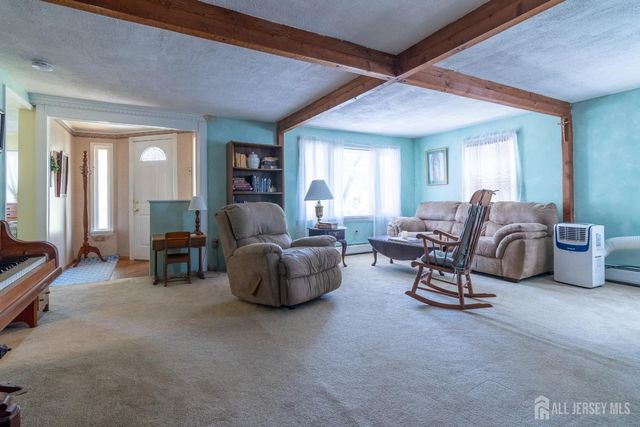 124 Chestnut Street, Bridgewater, NJ 08807