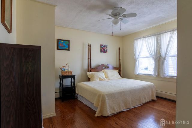 124 Chestnut Street, Bridgewater, NJ 08807