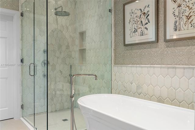 12091 SE Prestwick Ter, Tequesta, FL 33469