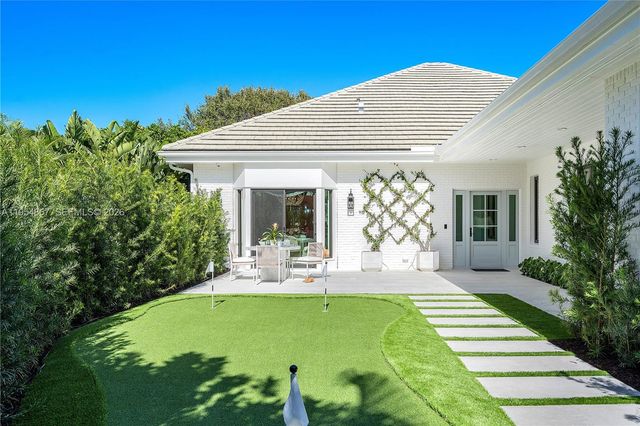 12091 SE Prestwick Ter, Tequesta, FL 33469