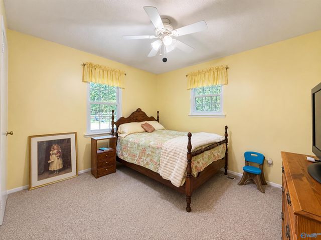 3906 Danville Road SW, Decatur, AL 35603