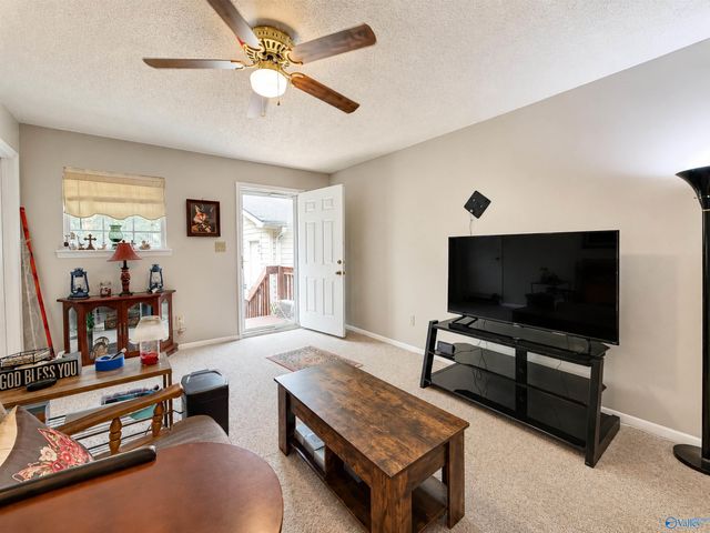 3906 Danville Road SW, Decatur, AL 35603