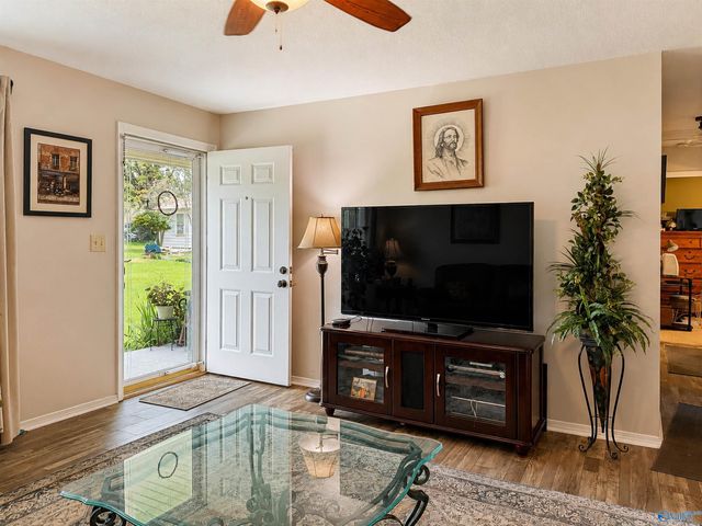 3906 Danville Road SW, Decatur, AL 35603
