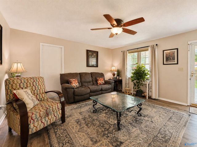 3906 Danville Road SW, Decatur, AL 35603