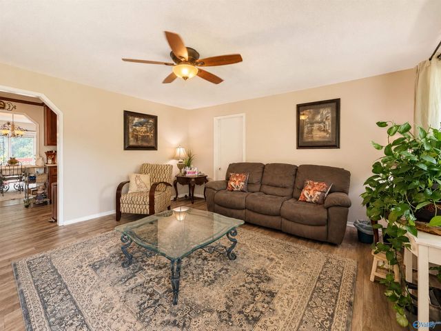 3906 Danville Road SW, Decatur, AL 35603