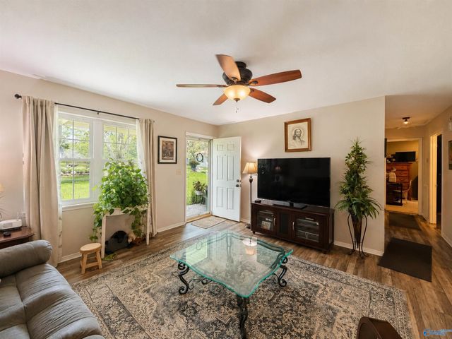 3906 Danville Road SW, Decatur, AL 35603