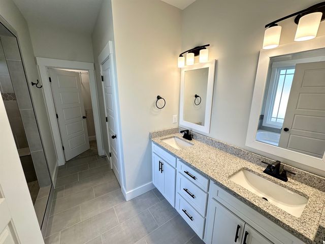 36 Skylane Court, Columbus, NC 28722