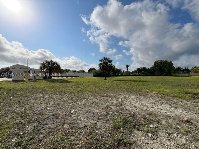 4678 W Hallandale Beach Blvd, Pembroke Park, FL 33023