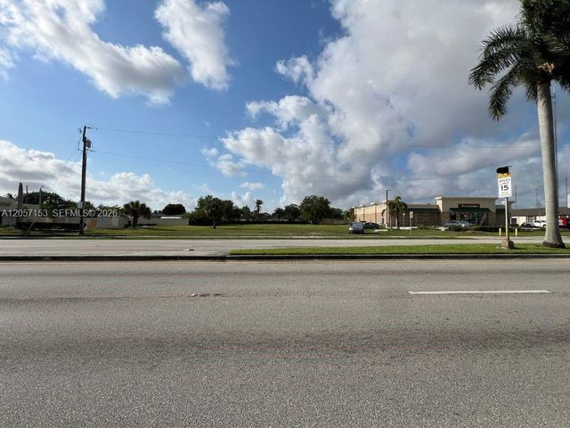 4678 W Hallandale Beach Blvd, Pembroke Park, FL 33023