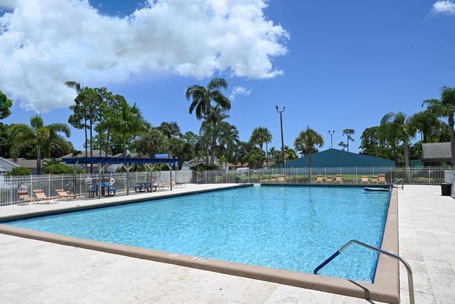 1325 Strawberry Lane, West Palm Beach, FL 33415