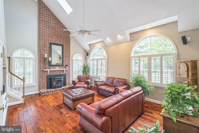 822 HIDDEN FOREST DR, Collegeville, PA 19426