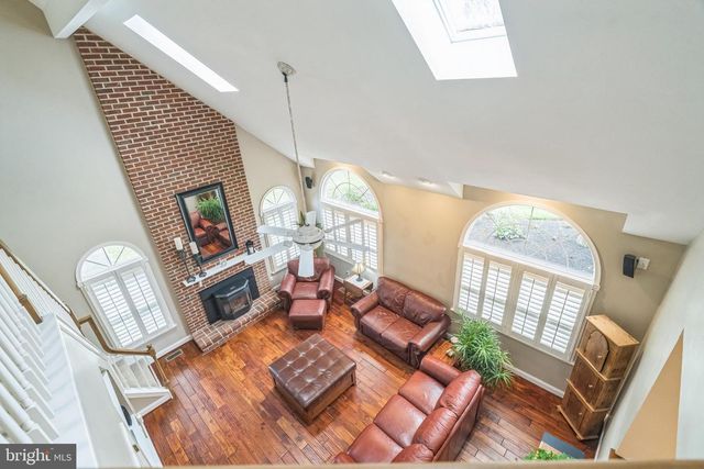 822 HIDDEN FOREST DR, Collegeville, PA 19426