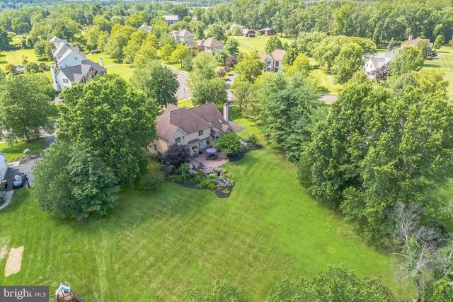 822 HIDDEN FOREST DR, Collegeville, PA 19426