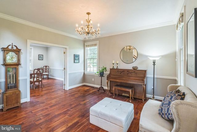 822 HIDDEN FOREST DR, Collegeville, PA 19426