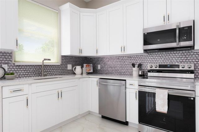 2306 COLUSA LANE, Valrico, FL 33596