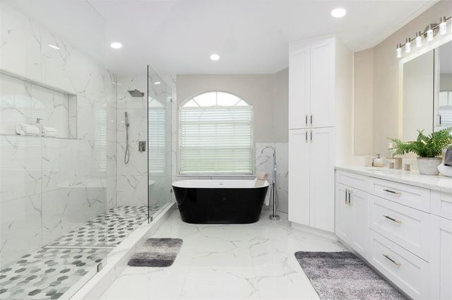 2306 COLUSA LANE, Valrico, FL 33596