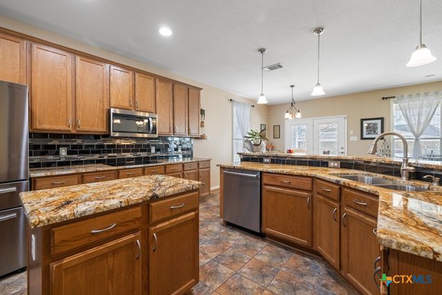 2009 River Rock Trail, Harker Heights, TX 76548