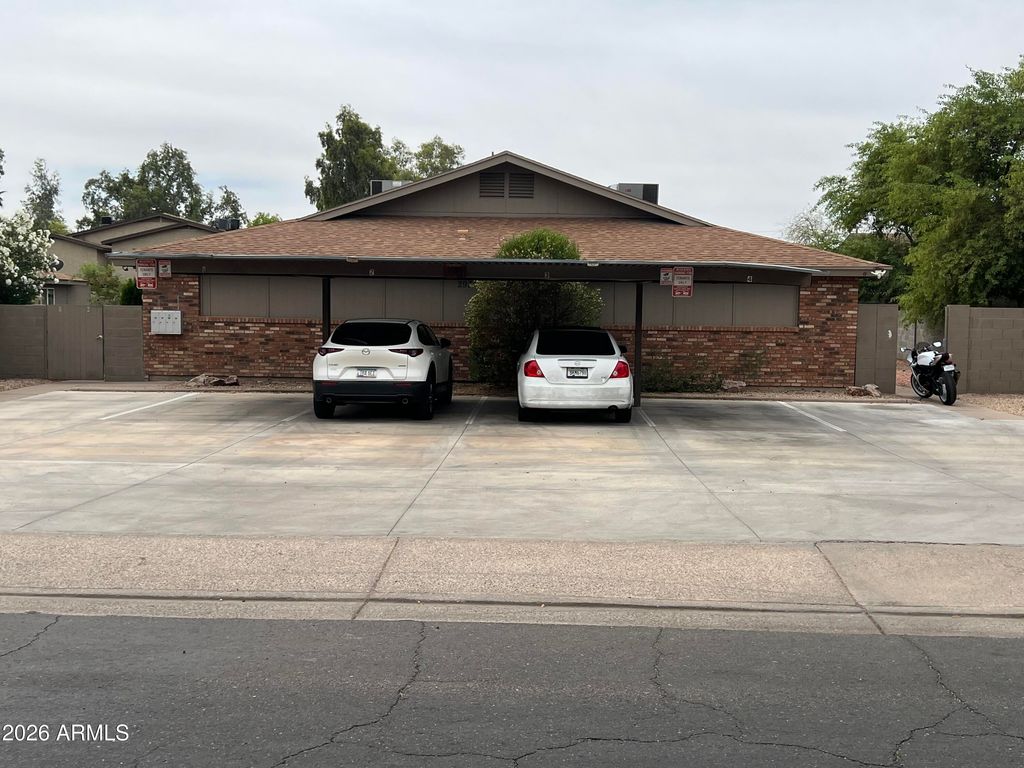 2931 E BECK Lane, Phoenix, AZ 85032 — exterior