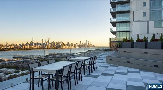 320 Adolphus Avenue 911, Cliffside Park, NJ 07010