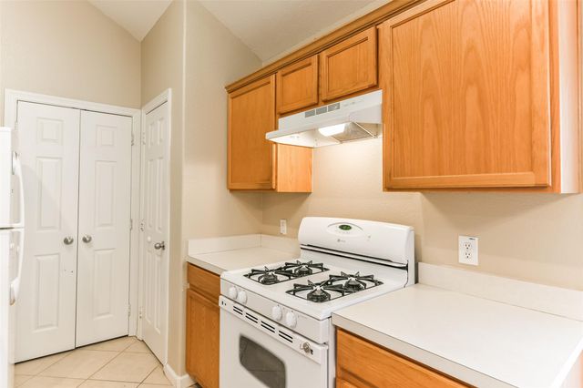1235 Halls Bridge Bridge, League City, TX 77573