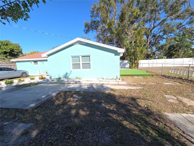 2839 OLYMPIC STREET, Sarasota, FL 34231