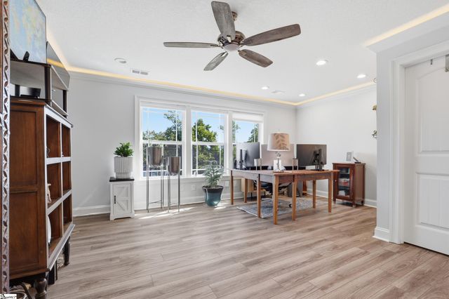 140 Double Crest Drive, Taylors, SC 29687