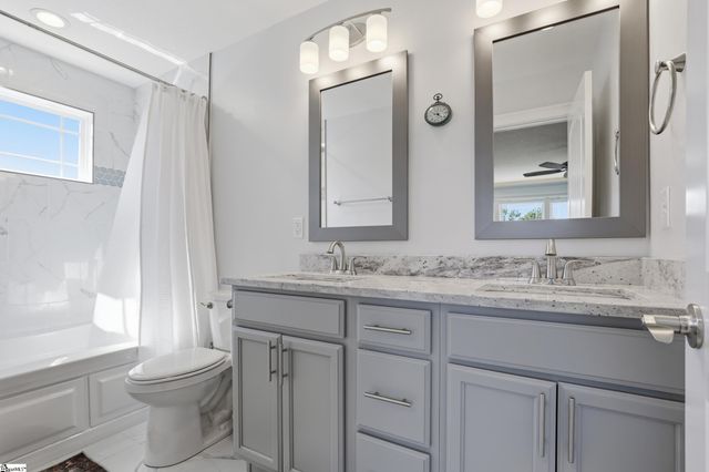 140 Double Crest Drive, Taylors, SC 29687