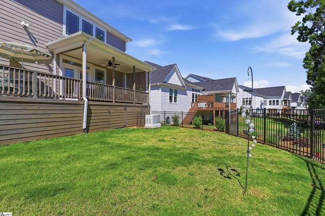 140 Double Crest Drive, Taylors, SC 29687