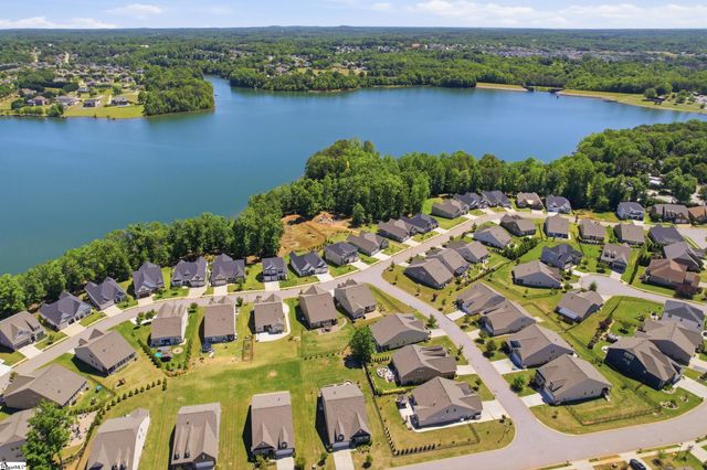 140 Double Crest Drive, Taylors, SC 29687