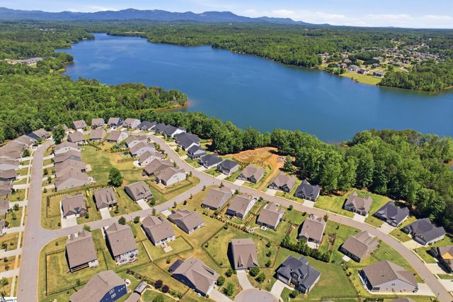 140 Double Crest Drive, Taylors, SC 29687