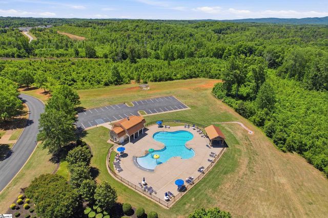 140 Double Crest Drive, Taylors, SC 29687