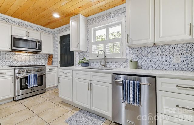 312 Jack Street, Hendersonville, NC 28792