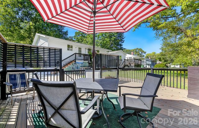 312 Jack Street, Hendersonville, NC 28792