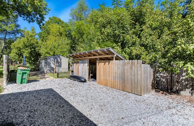 312 Jack Street, Hendersonville, NC 28792