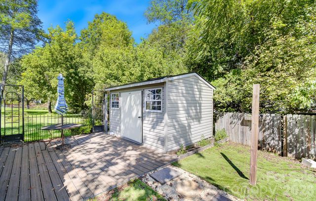 312 Jack Street, Hendersonville, NC 28792