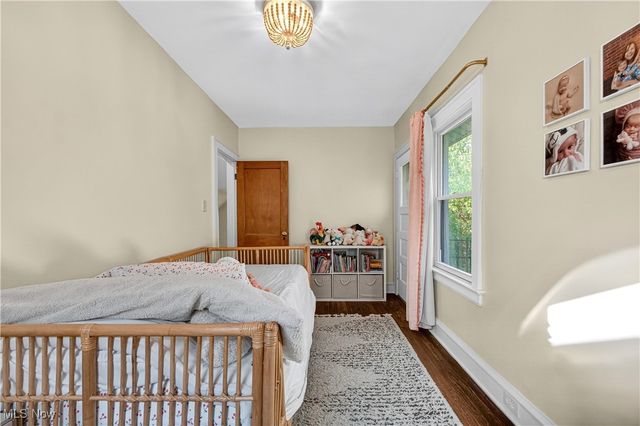 2263 Warren Road, Lakewood, OH 44107