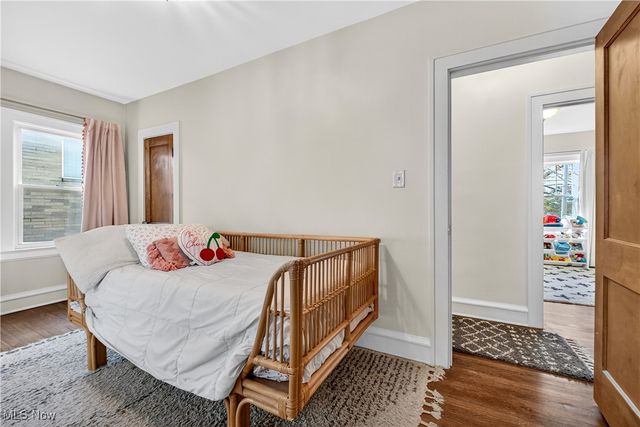 2263 Warren Road, Lakewood, OH 44107